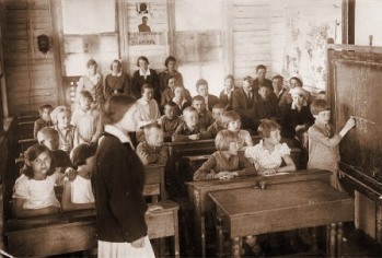 ����� � ����������� � ������ �������� � ����� 1917 ����